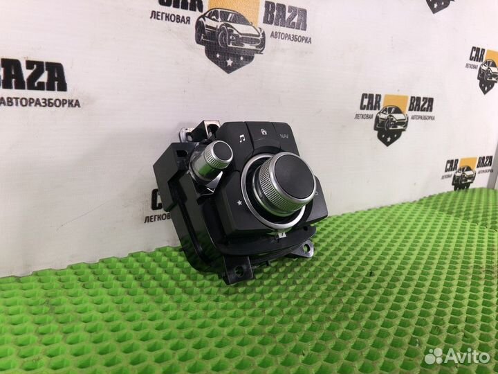 Блок управления магнитолой Mazda 6