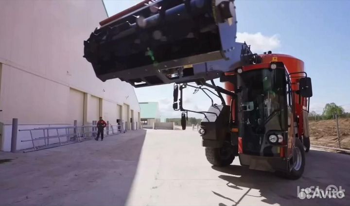 Тракторист машинист