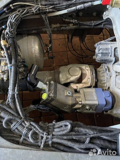 Насос поршневой наклонный 80+40L ISO двухпоточный