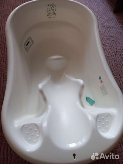 Ванночка для купания с горкой