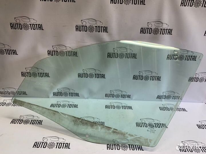 Стекло двери переднее левое Fiat Albea