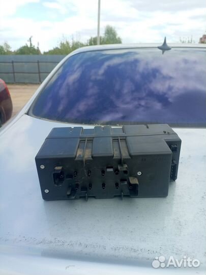 Продаю всю электронику на Мерседес S500 W220 2000