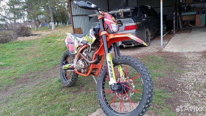 Hoonigan avantis enduro