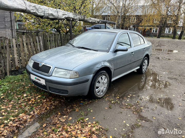 Skoda Octavia 1.6 МТ, 2003, 257 000 км