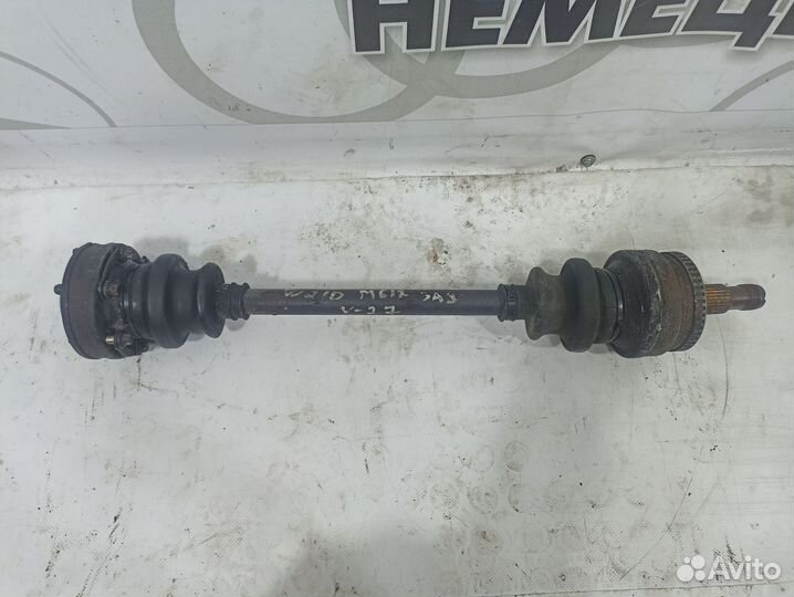 Привод задний Mercedes W210