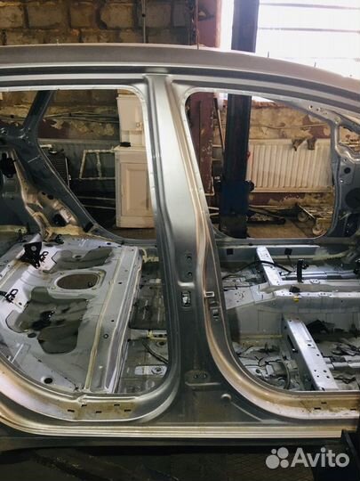 Центральная стойка правая KIA ceed JD рест. 1.6 ат