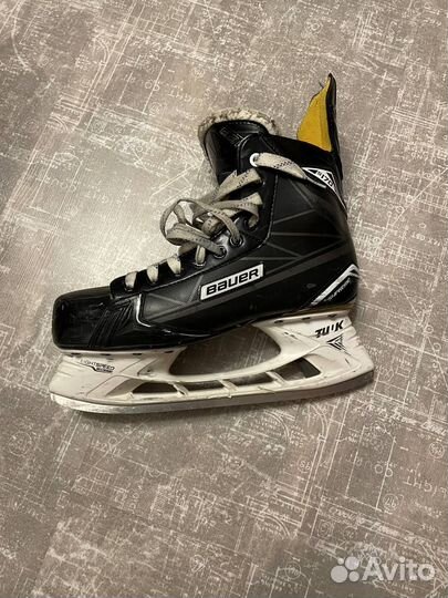 Хоккейные коньки Bauer supreme s170 SR