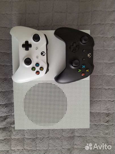 Xbox One s