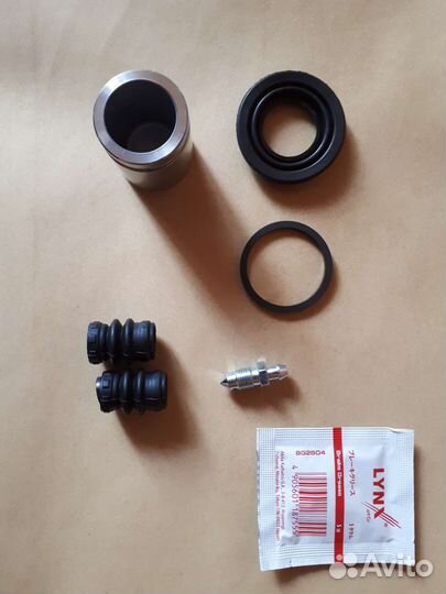 Ремкомплект заднего суппорта