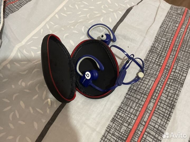 Наушники с костной проводимостью