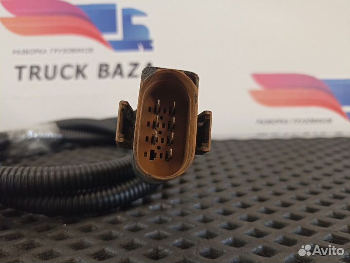 81254326202 Провод перекидной