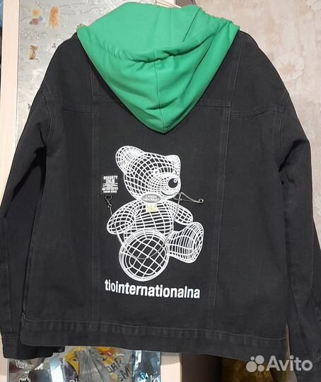 Джинсовая куртка