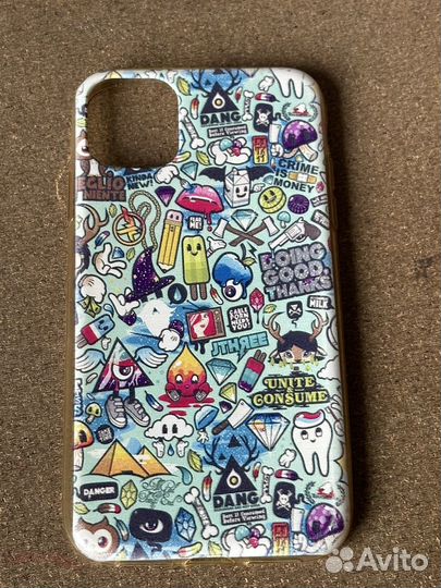 Чехол на iPhone 11