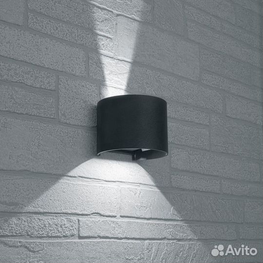 Светильник уличный на стену DH013 2*3W черный