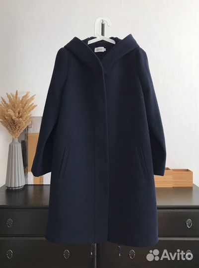 Пальто женское с капюшоном