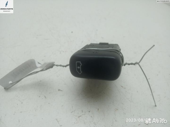 Кнопки управления прочие (включатель) 6385452007 на Mercedes Vito W638 (1996-2003)