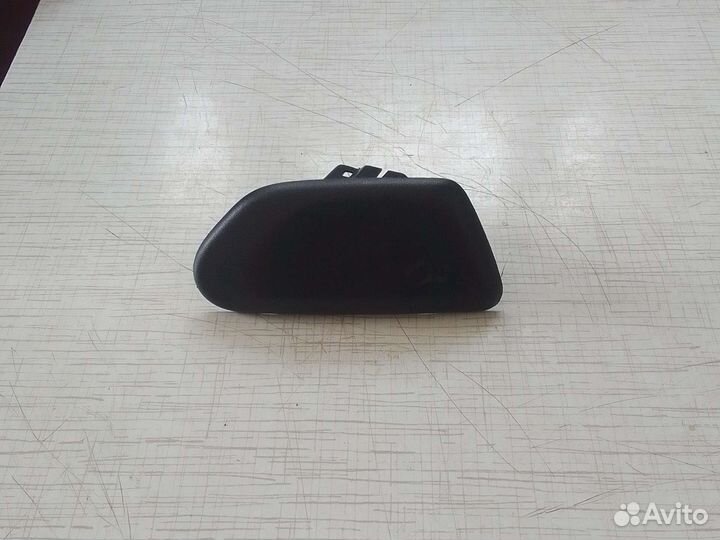 Крышка форсунки омывателя фар