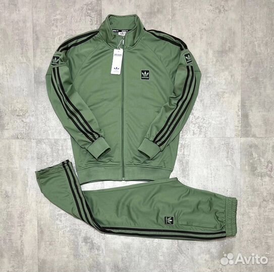 Спортивный костюм Adidas (прямые штаны)