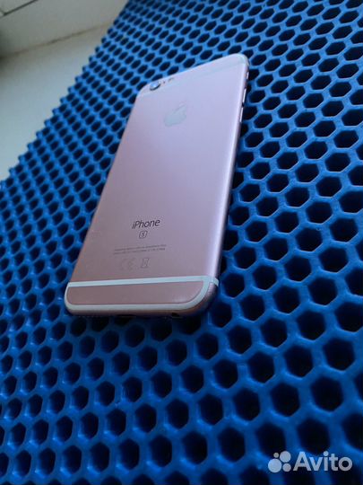 iPhone 6S, 32 ГБ