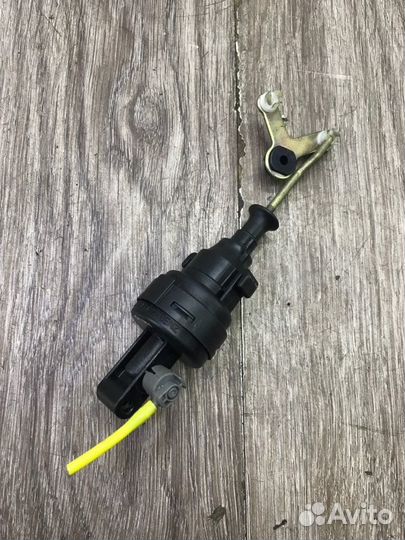 Активатор замка двери задний левый Mercedes