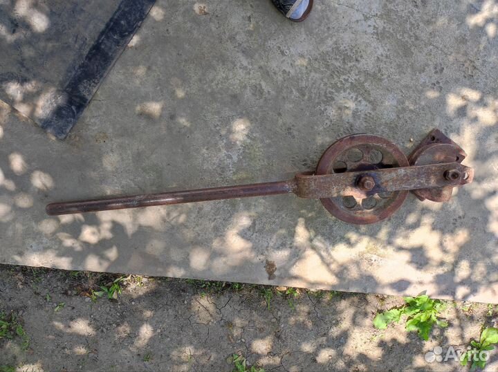 Канистра, трубогиб