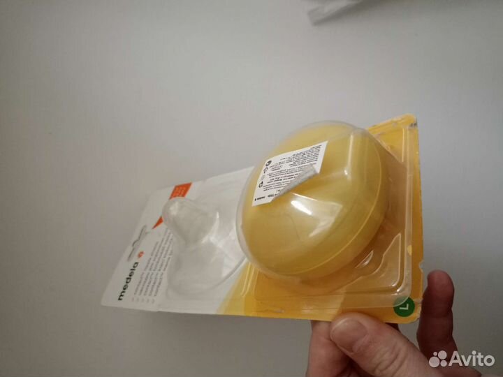 Накладки на грудь medela размер L