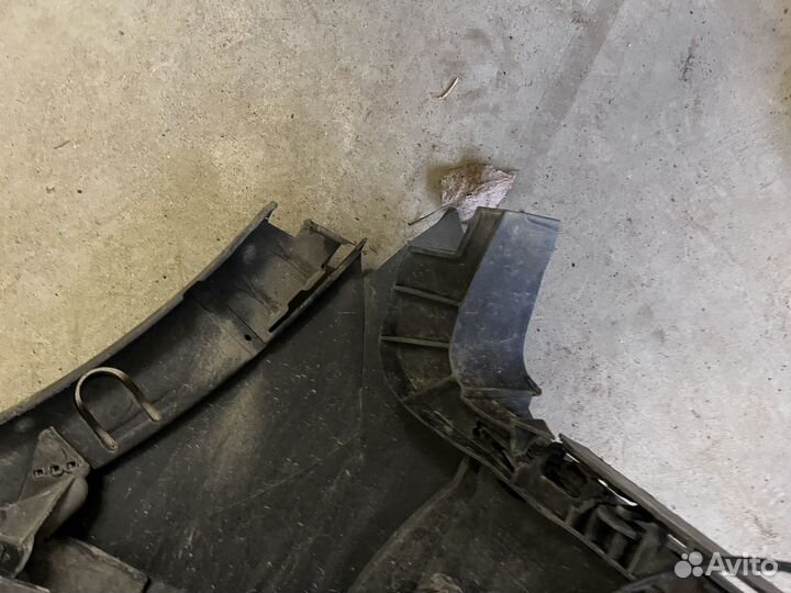 BMW X5 (E70) Крыло переднее правое (дорестайл)