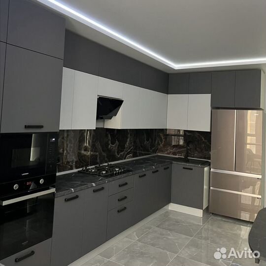 Кухонный гарнирур от производителя