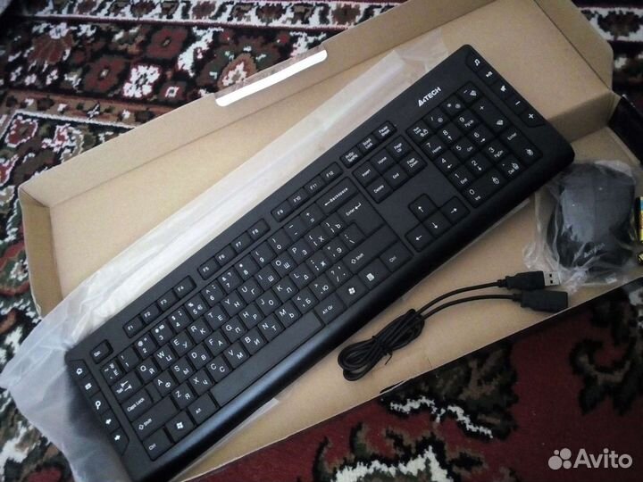 Клавиатура, мышка беспроводные