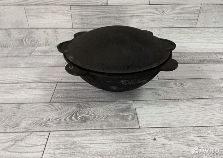 Чугунный казан с крышкой 12л