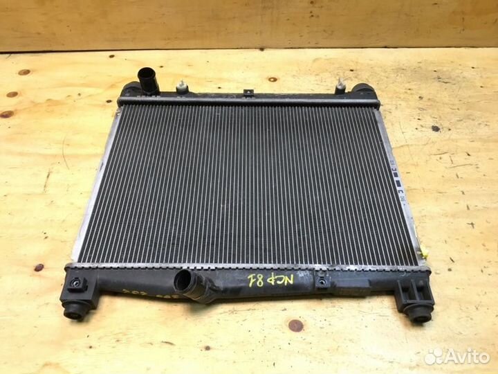 Радиатор двигателя Toyota Sienta NCP81 1nzfe 2006