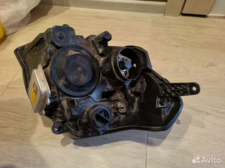 Фара Cadillac BLS ксенон (с блоком)