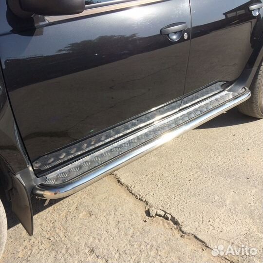 Renault Duster 2017 Пороги с накладным листом