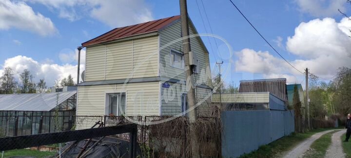 Дача 50,7 м² на участке 8,4 сот.