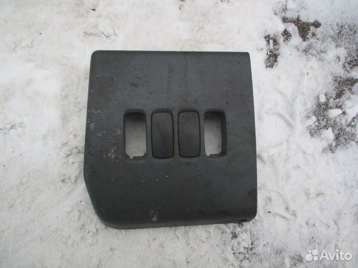 Крышка верхней полки левая Scania 1722736