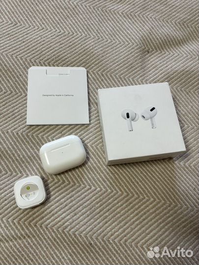 Apple AirPods Pro (оригинал)