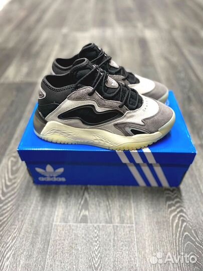 Кроссовки Adidas Streetball