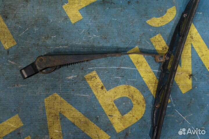 Поводок заднего дворника Ford Focus 1