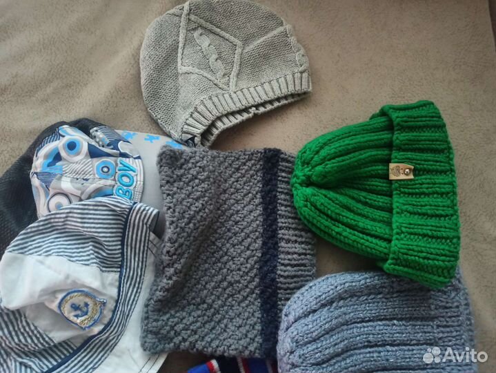 Детские шапки, варежки, носки, колготки