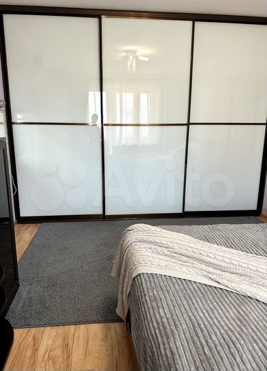 2-к. квартира, 60 м², 7/17 эт.