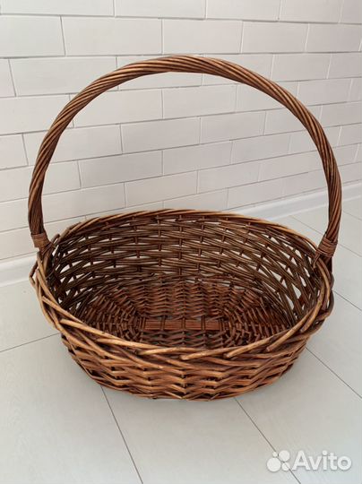 Корзина плетеная большая