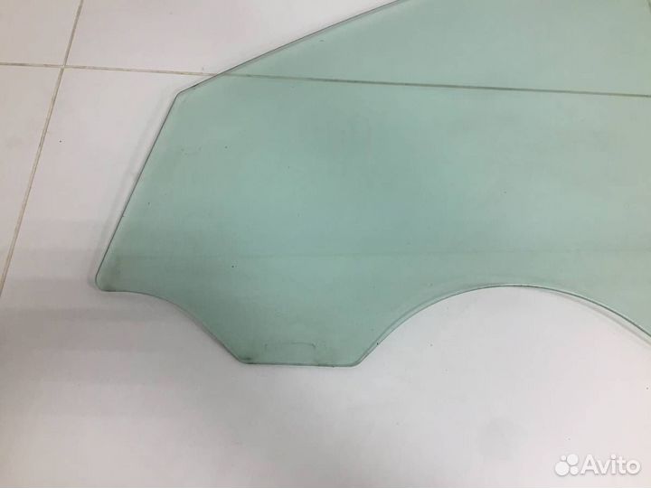 Стекло двери передней левой Kia Ceed ED 2007-2012