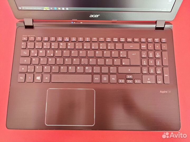 Ноутбук Acer Aspire V5 Core i5, 8Гб, GT 750M, SSD