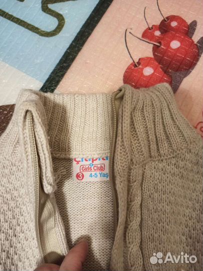 Кофта на девочку