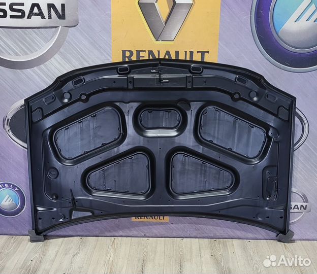 Капот Renault logan