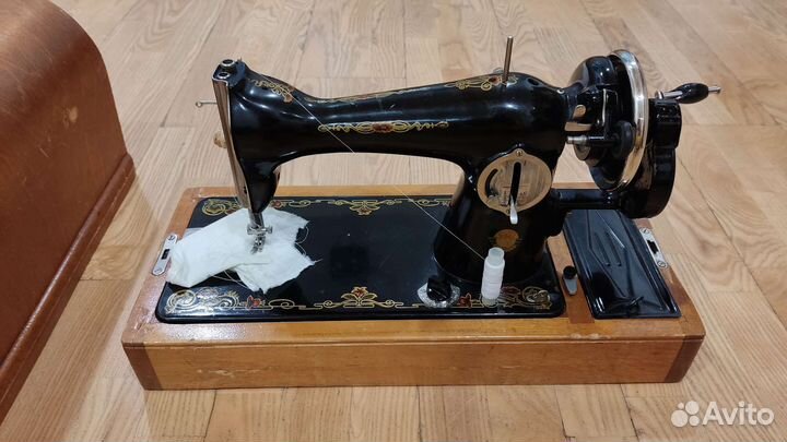 Швейная машинка 2М пмз им. Калинина