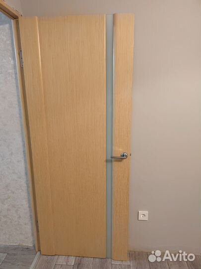 Дверь деревянная бу
