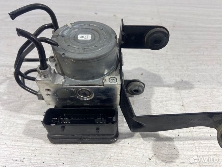 Блок ABS (насос) Ford Focus 3 (14-19) седан 2.0L