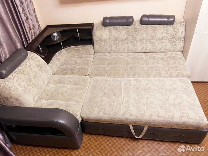 Угловой диван бу