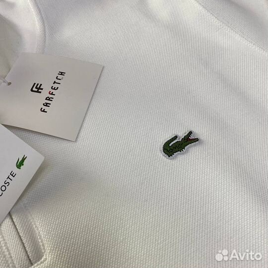 Свитшот lacoste белый полузамок в стиле old money